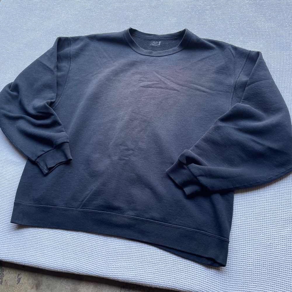 Fruit of the Loom Mens Faded Black Crewneck Sweatshirt XL Vintage Style